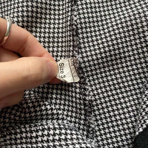 VINTAGE HOUNDSTOOTH PLEATED TROUSERS - Picture 9 of 15